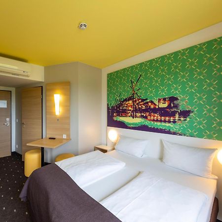 B&B Hotel Oberhausen Am Centro Exterior foto