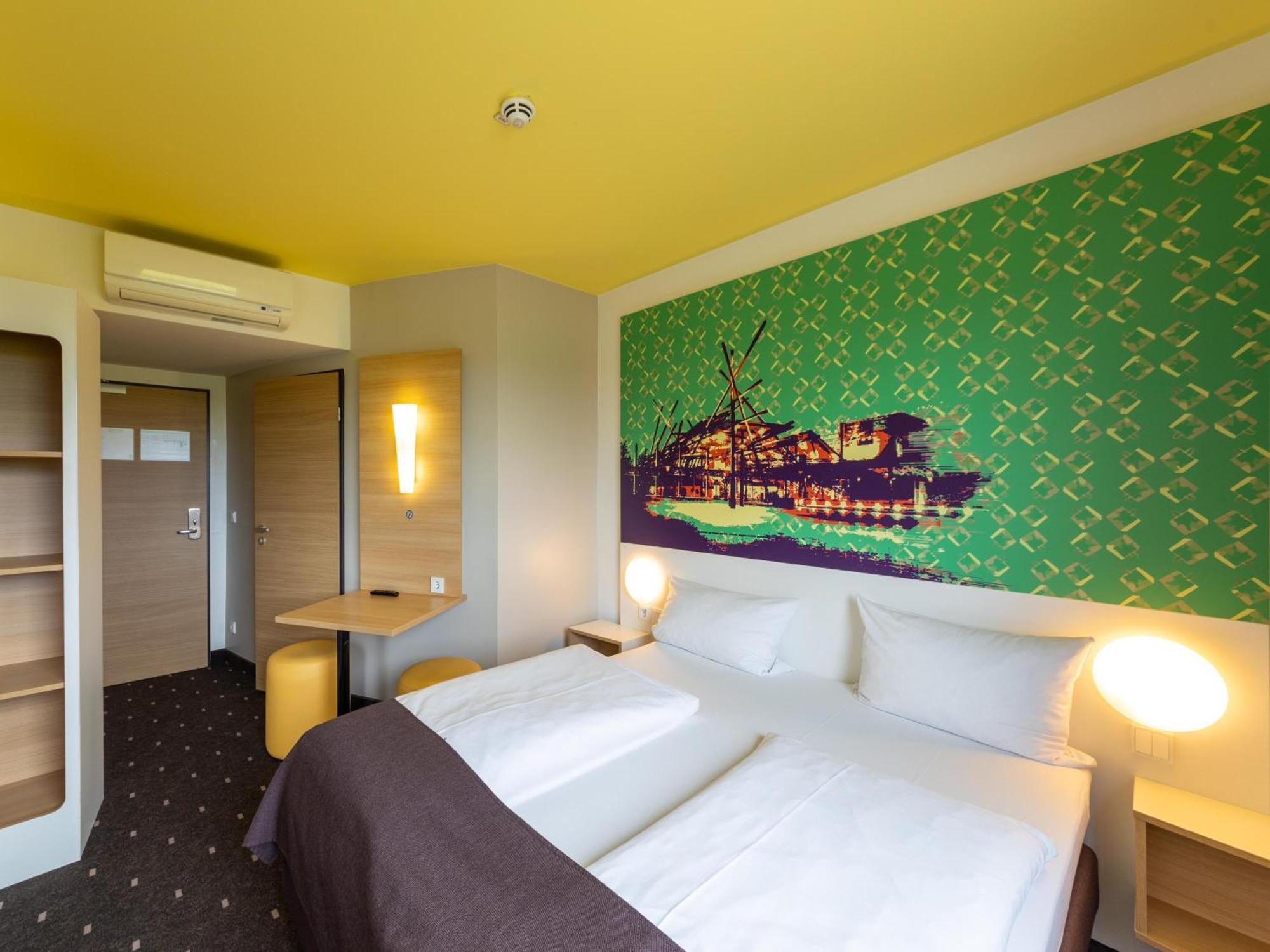 B&B Hotel Oberhausen Am Centro Exterior foto