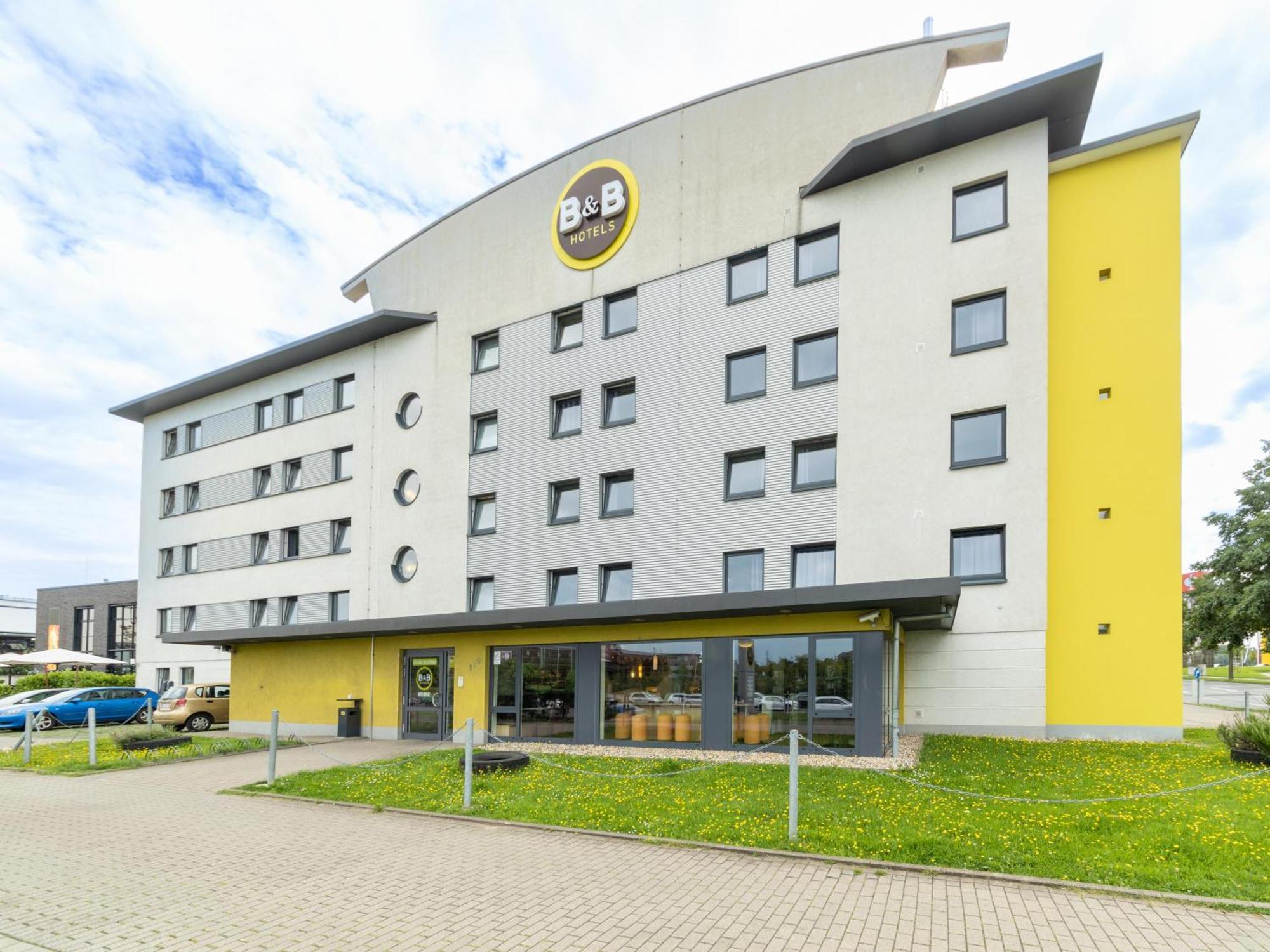 B&B Hotel Oberhausen Am Centro Exterior foto
